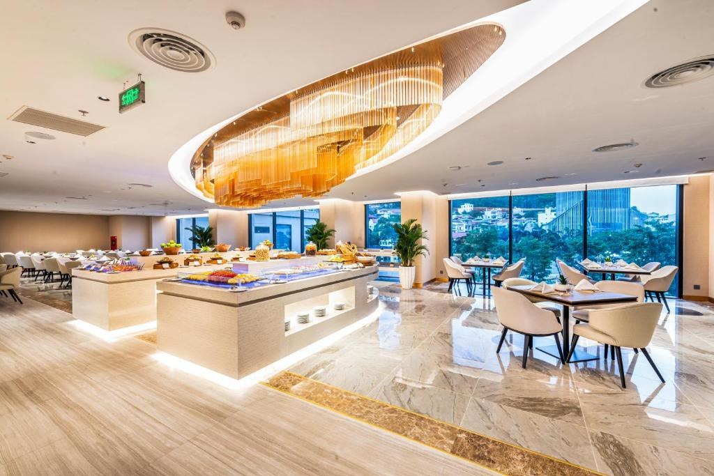 Best Western Premier Sapphire ivivu 7