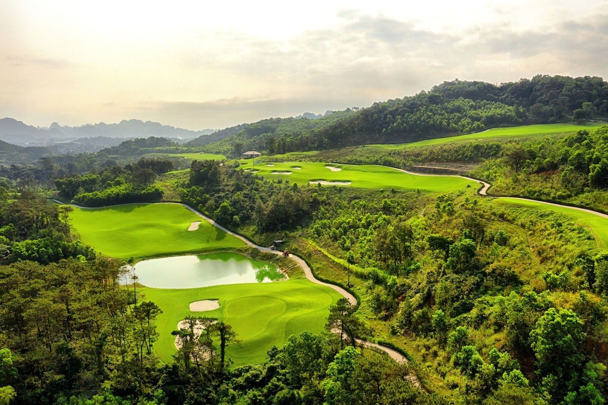 Sân golf.