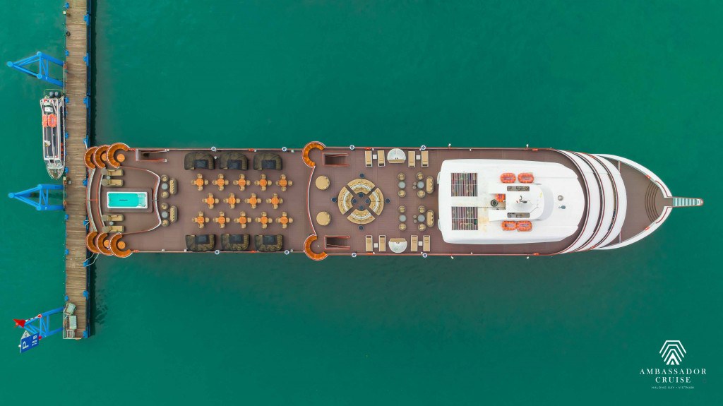 Ambassador -Day -Cruise -Hạ- Long-ivivu