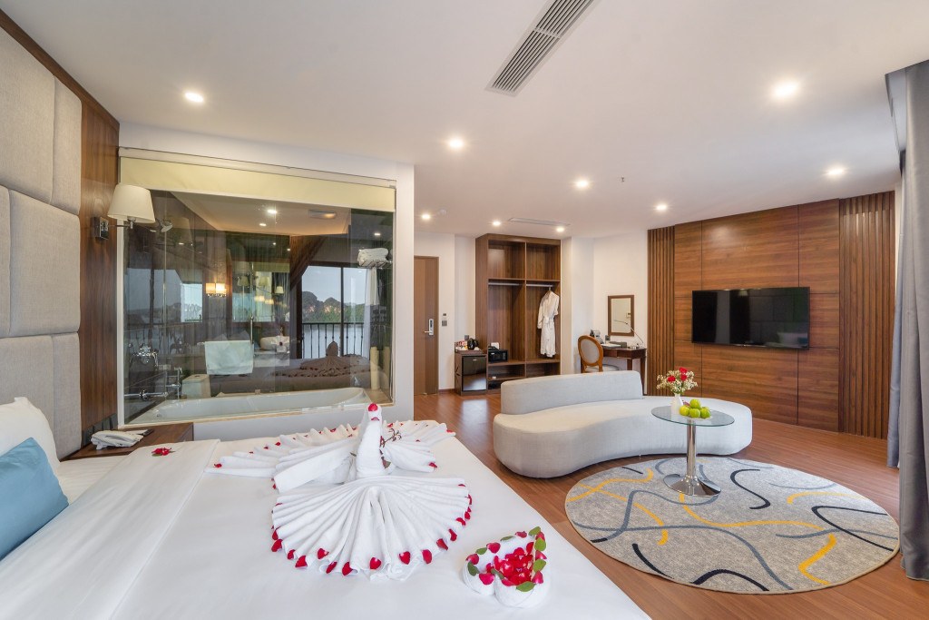 Ảnh: Fb Paddington Hotel Halong Bayview