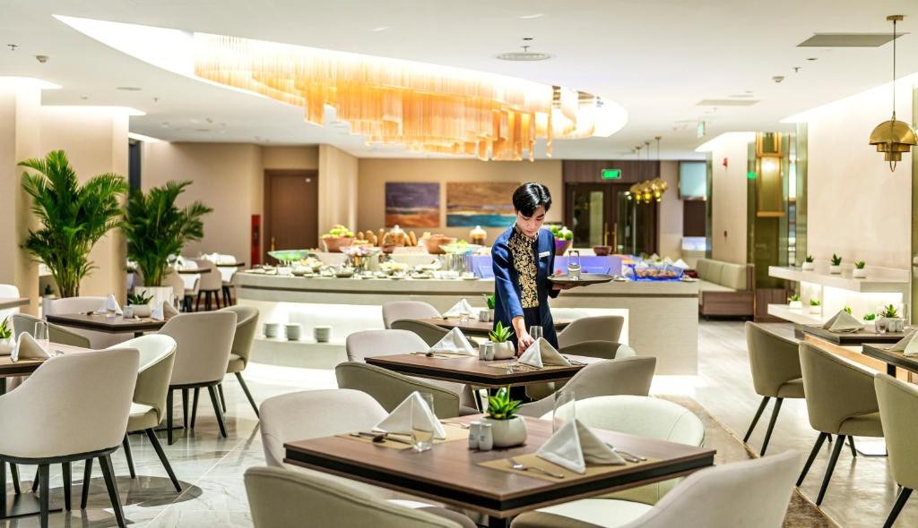 Best Western Premier Sapphire ivivu 5