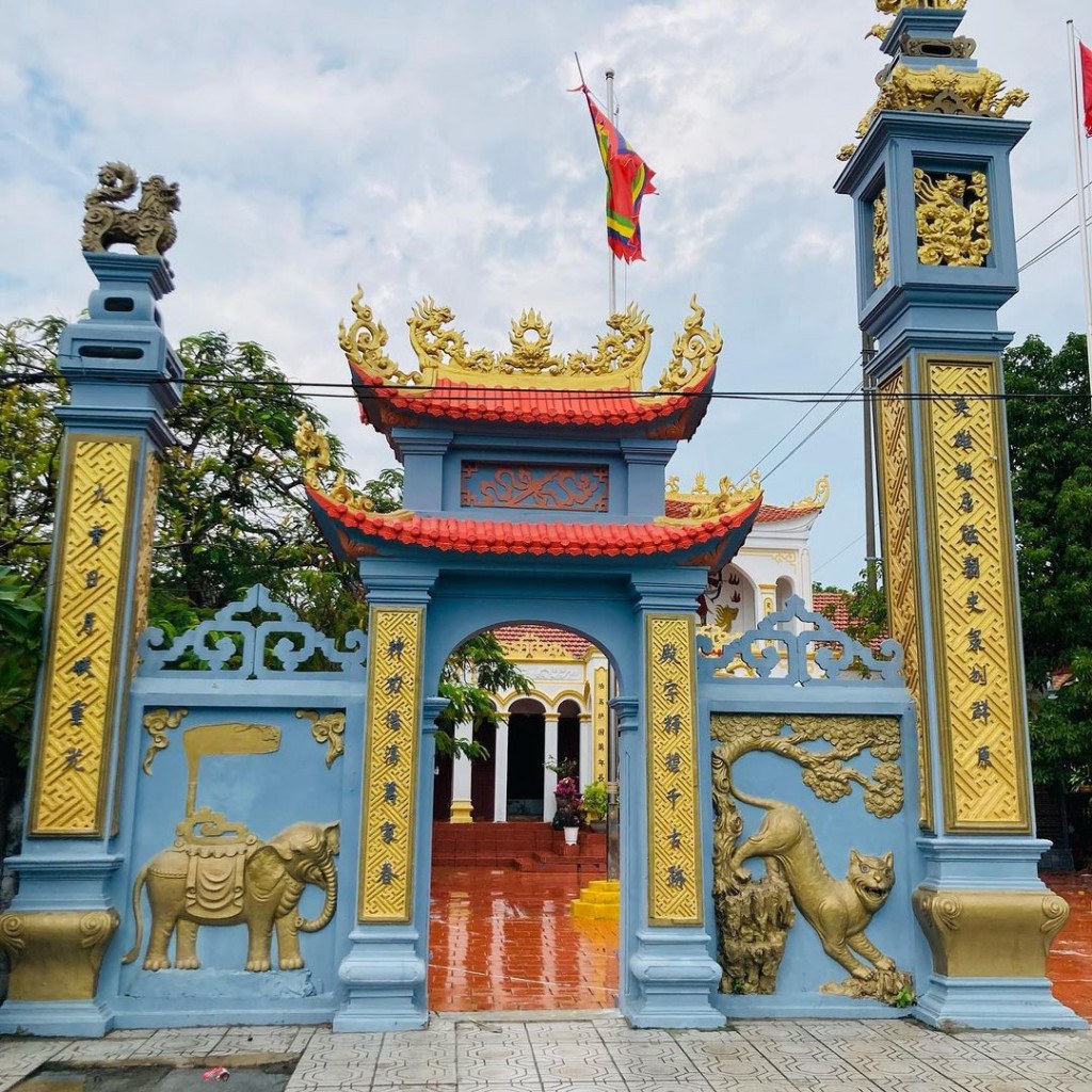 Đình Quan Lạn. Ảnh: omame.hanoi