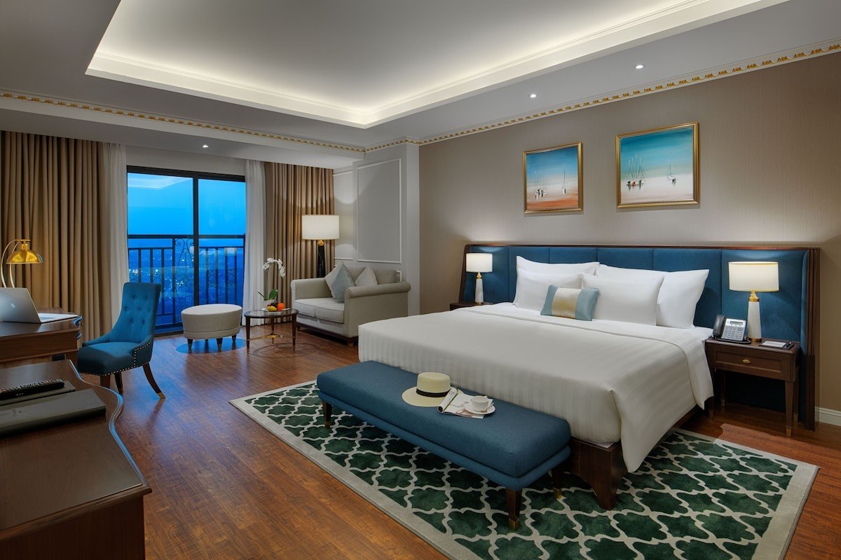 khu-nghỉ-dưỡng-Hạ-Long-ivivu-7