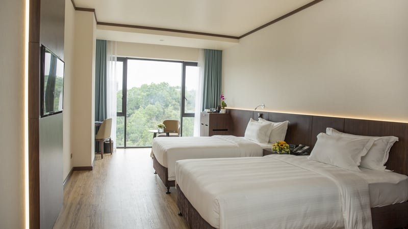Wyndham-Legend-Ha-Long-ivivu-12
