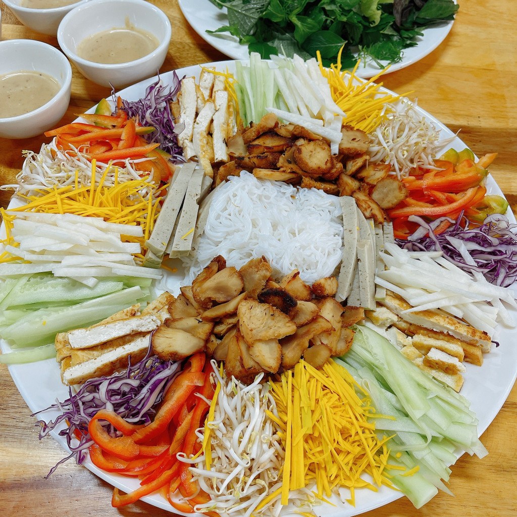 Ảnh: Fb Tatalắc - Nhà hàng thuần chay/Vegan Restaurant